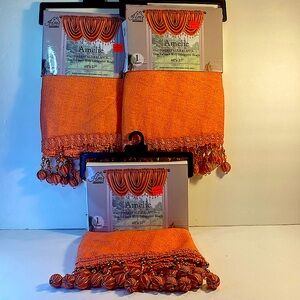 NEW 3 PIECE AMELIE WATERFALLL VALANCE SIZE 48x37 CORAL